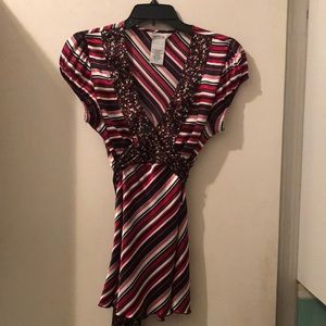 Ladies tie back top.